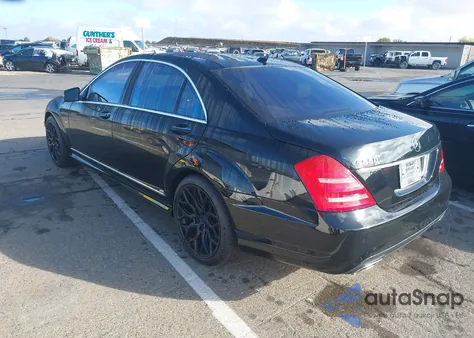 2012 Mercedes-Benz S 550 из США, поврежденный, VIN WDDNG7DB5CA428141